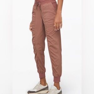 Lululemon Dance Studio Jogger Pants size 8